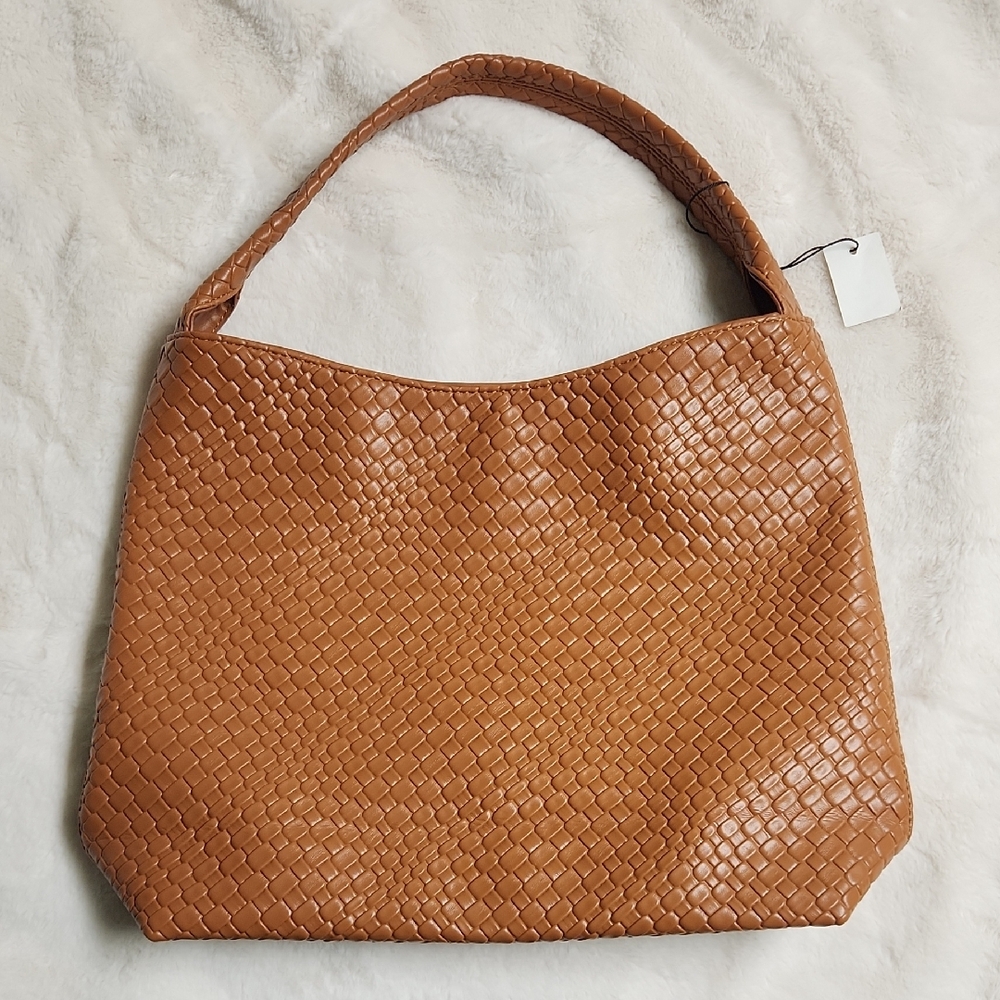 Bostanten Woven Pattern Leather Shoulder Bag
